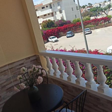 Torrevieja 2 Bedroom Holiday Apartment Exterior foto
